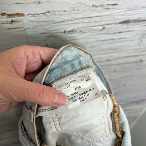 Levi’s 501 jean shorts size 26 - Picture 8 of 9
